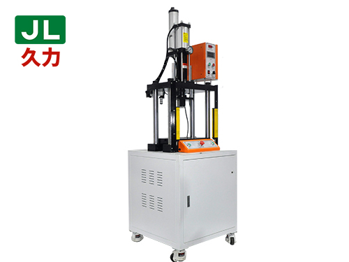 氣動(dòng)壓機(jī)